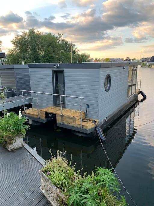 Apartamento Unique New Houseboat Moored 4 Zwartsluis Exterior foto